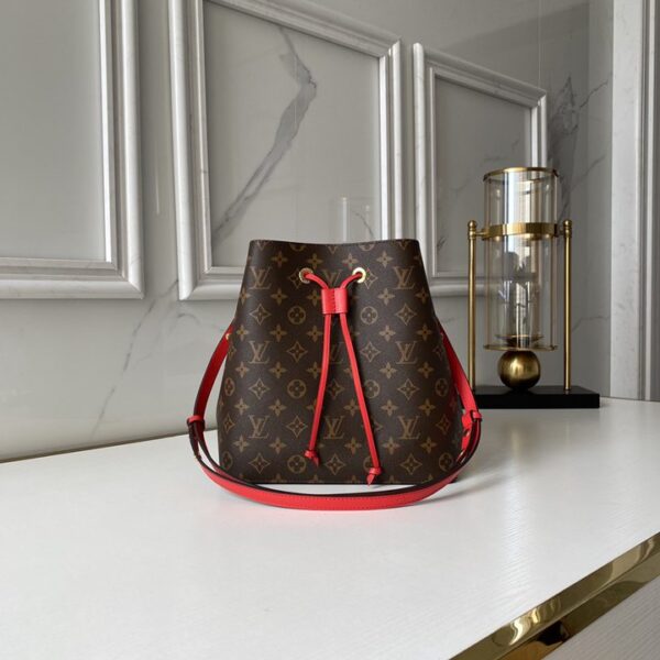 Louis Vuitton ルイヴィトン レディースバッグ  SIZE:27x26x22cm