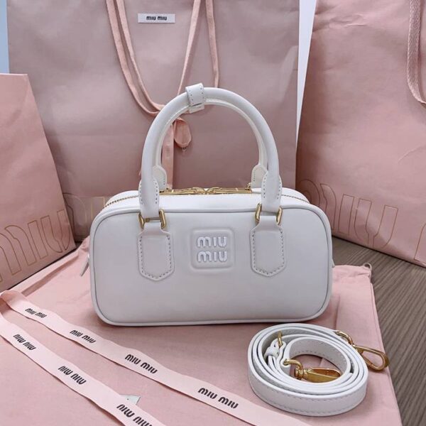 Miu Miu ミュウミュウ レディースバッグ  SIZE:22x10.5x7.5cm