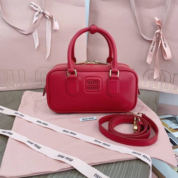 Miu Miu ミュウミュウ レディースバッグ  SIZE:22x10.5x7.5cm