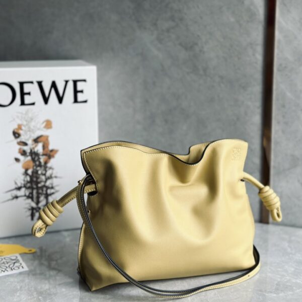 Loewe ロエベ レディースバッグ  SIZE:30x24x10.5cm