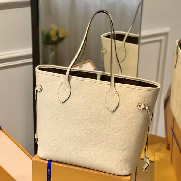 Louis Vuitton ルイヴィトン レディースバッグ  SIZE:32x29x17cm