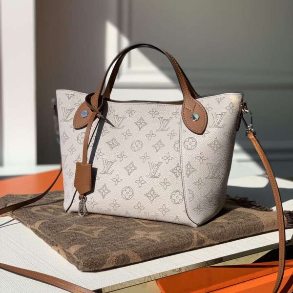 Louis Vuitton ルイヴィトン レディースバッグ  SIZE:23x21x13cm