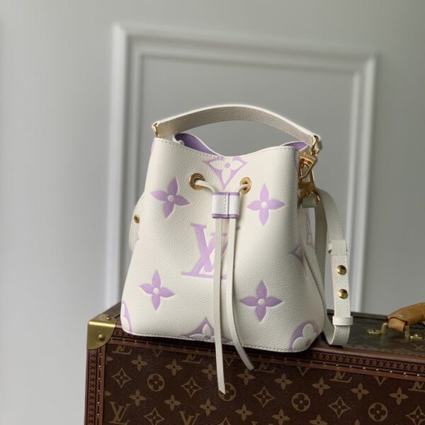 Louis Vuitton ルイヴィトン レディースバッグ  SIZE:20x20x13cm