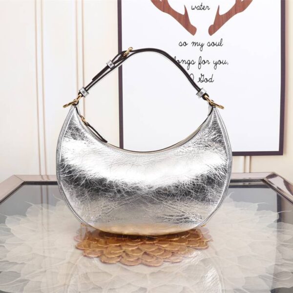 Fendi フェンディ レディースバッグ  SIZE:29x24.5x10cm