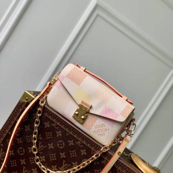 Louis Vuitton ルイヴィトン レディースバッグ  SIZE:21.5x6x13.5cm