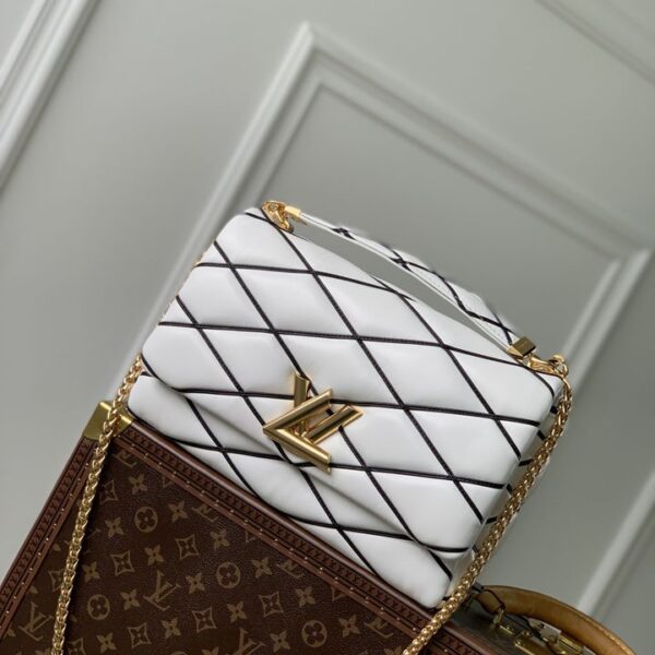 Louis Vuitton ルイヴィトン レディースバッグ  SIZE:31x19.5x11cm