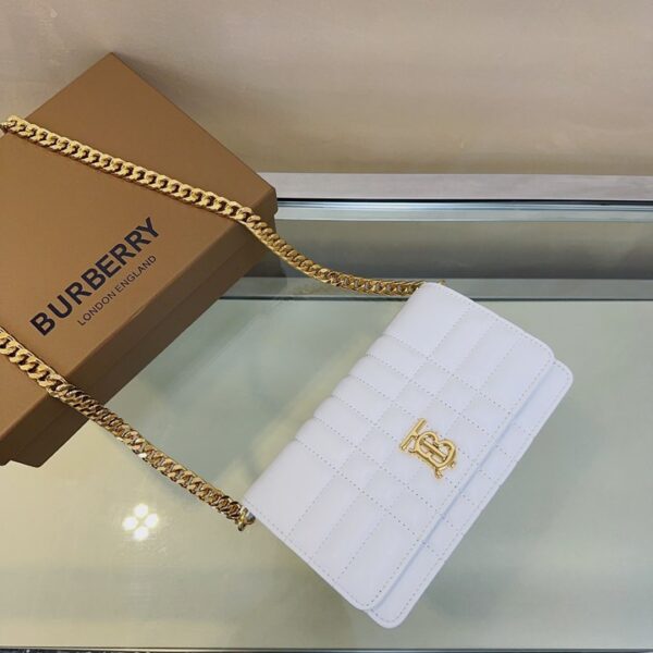 Burberry バーバリー  レディースバッグ  SIZE:20x12x5cm