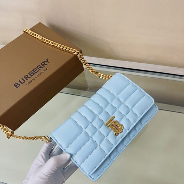 Burberry バーバリー  レディースバッグ  SIZE:20x12x5cm