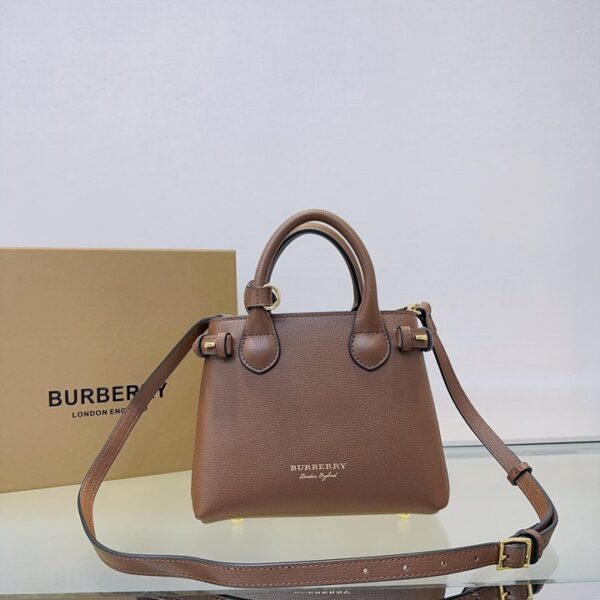 Burberry バーバリー  レディースバッグ  SIZE:22x17x12cm