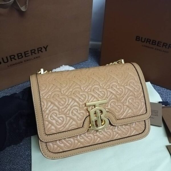 Burberry バーバリー  レディースバッグ  SIZE:21x16x6cm