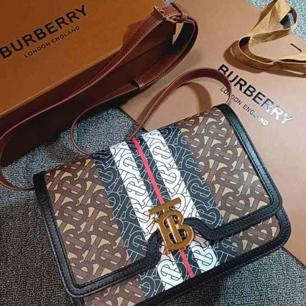 Burberry バーバリー  レディースバッグ  SIZE:25.5x18.5x6.5cm