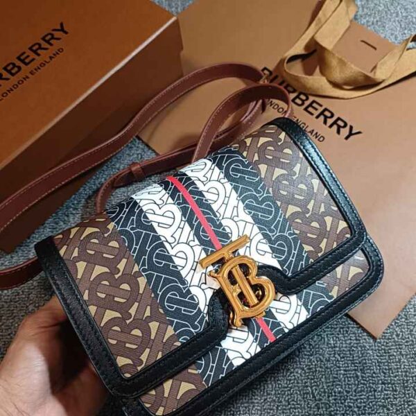 Burberry バーバリー  レディースバッグ  SIZE:21x16x6cm