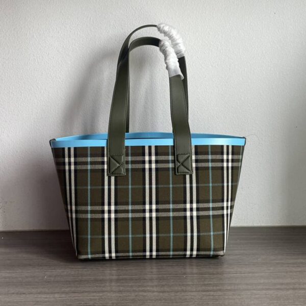Burberry バーバリー  レディースバッグ  SIZE:44x16x24.5cm