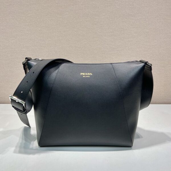 Prada プラダ レディースバッグ  SIZE:30x27.5x14cm