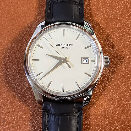 パテック・フィリップコピー時計 カラトラバ 5227G-001 ホワイト 最新入荷 39mm