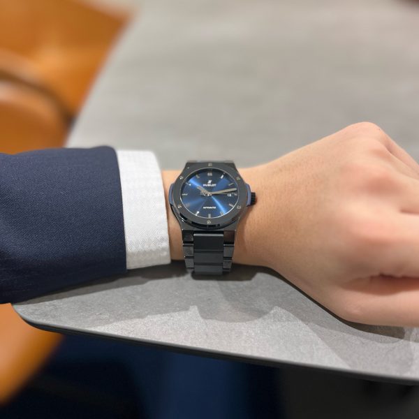 HUBLOT クラシックフュージョン セラミック ブルー ブレスレット 42mm 548.CM.7170.CM