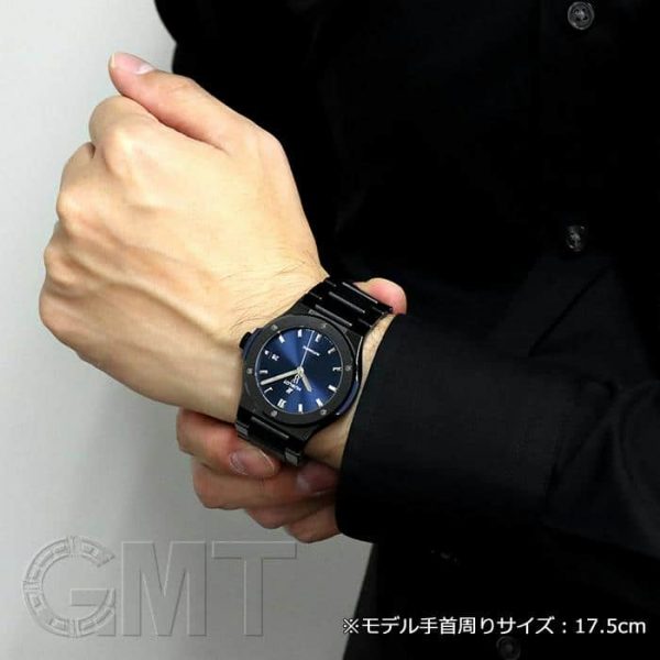 HUBLOT クラシックフュージョン セラミック ブルー ブレスレット 42mm 548.CM.7170.CM