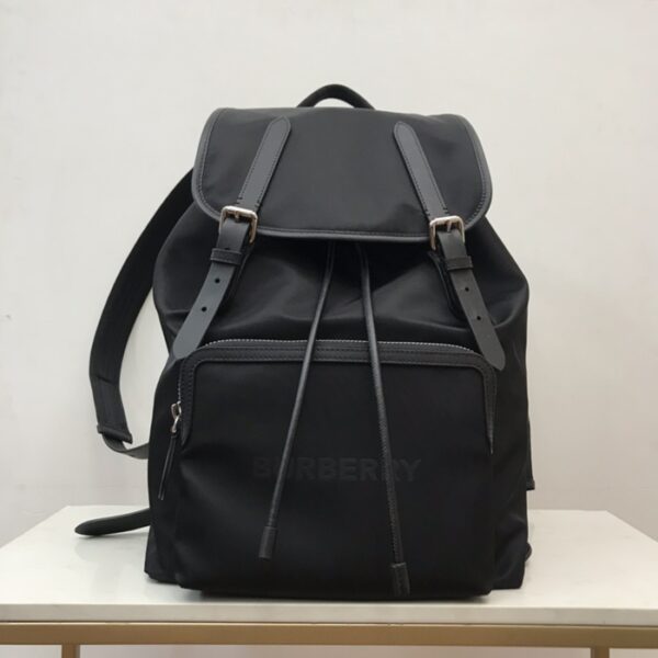 Burberry-バーバリー-人気バックパック-カジュアルバッグ-リュックサックパック SJB241593
